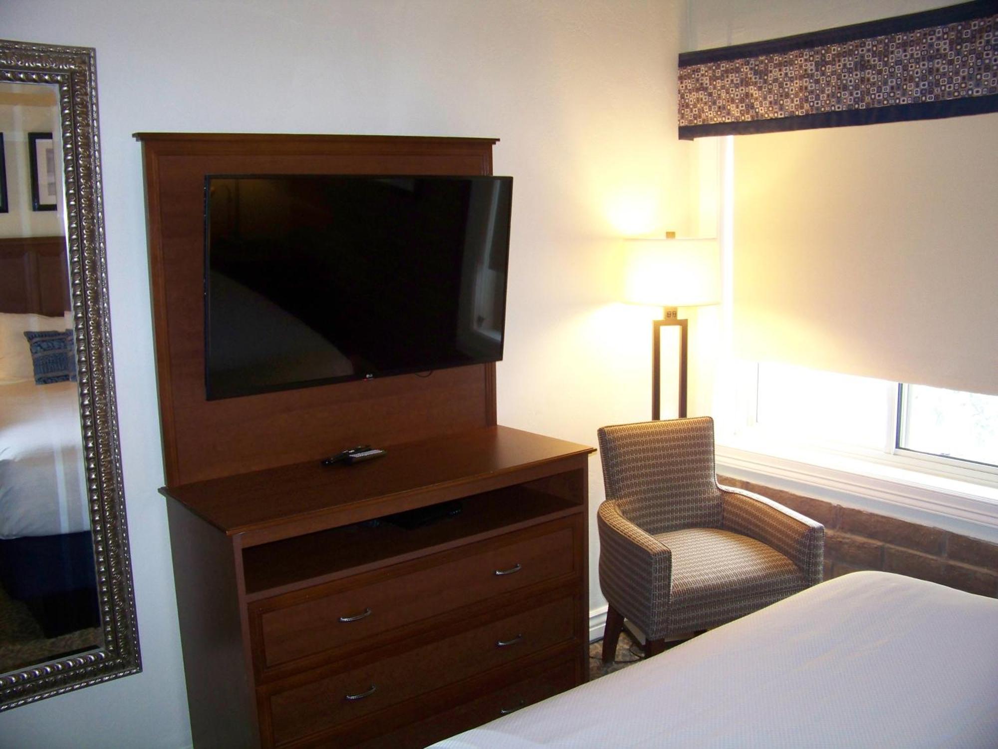 Sandstone Creek Club Condominiums Vail Room photo