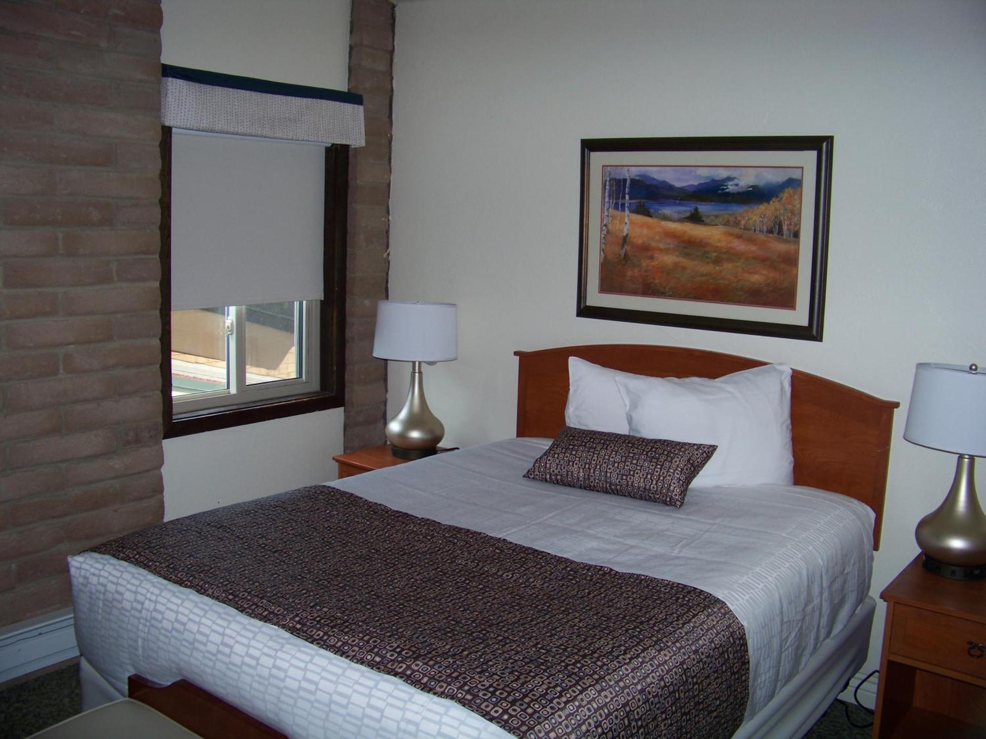 Sandstone Creek Club Condominiums Vail Room photo